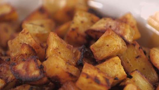 Batata-doce Assada com Alho e Páprica