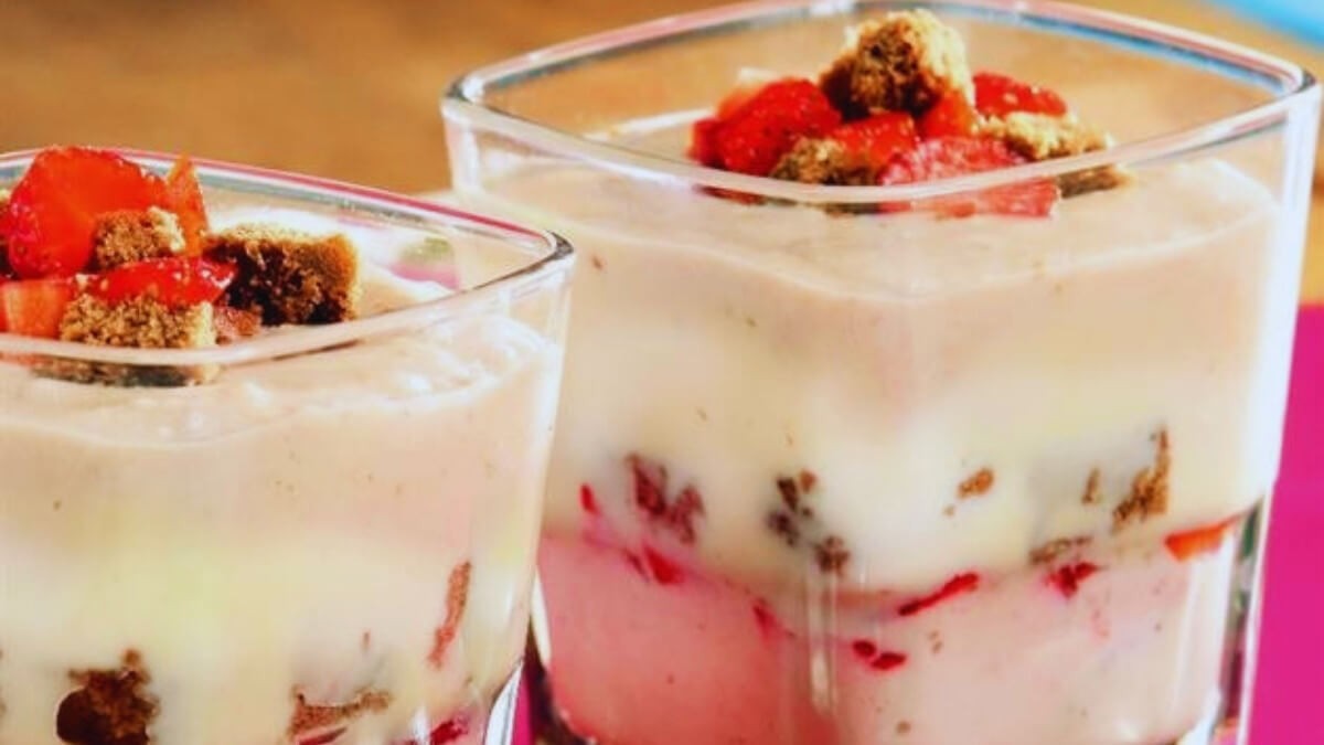 Creme de ricota com morango e chocolate | Doces | Receitas