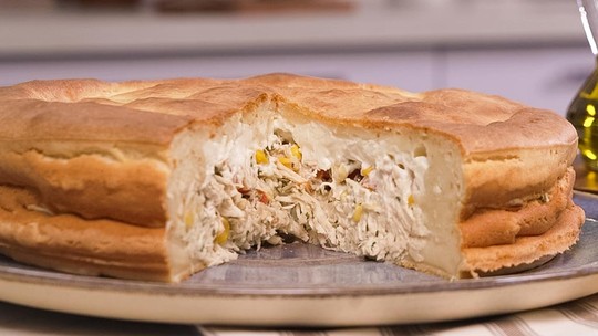 Torta cremosa de frango de liquidificador