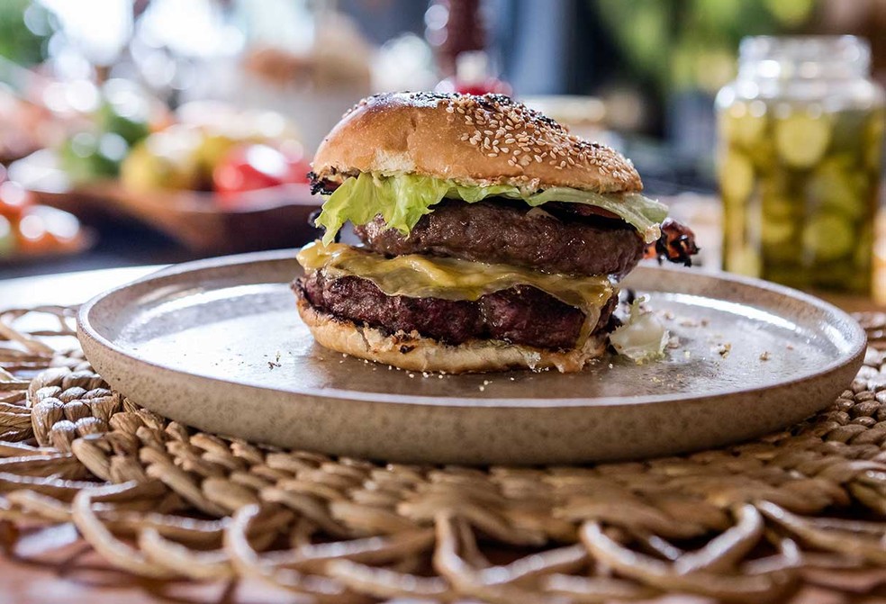 Hambúrguer caseiro do Diogo Nogueira