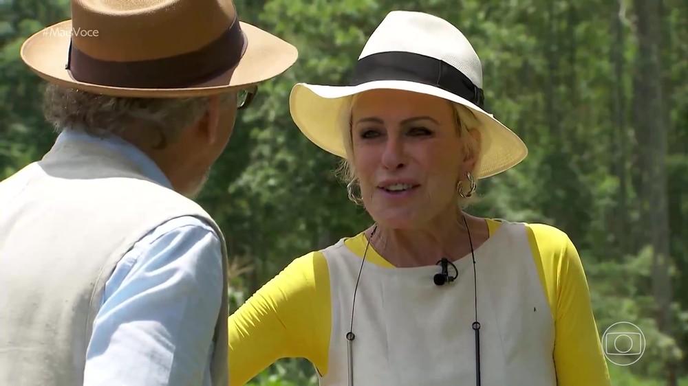Ana Maria Braga apresenta colheita de café orgânico em sua fazenda