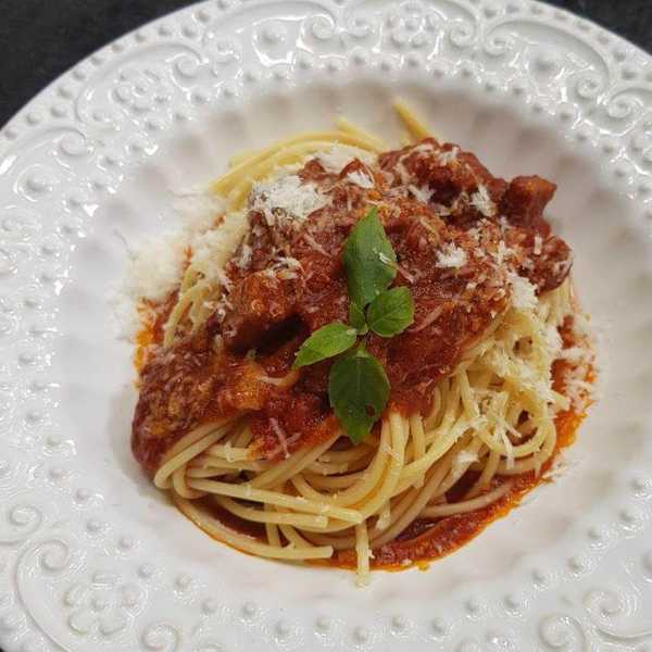 Espaguete à Matriciana do chef Romeo De Angeli | Receitas
