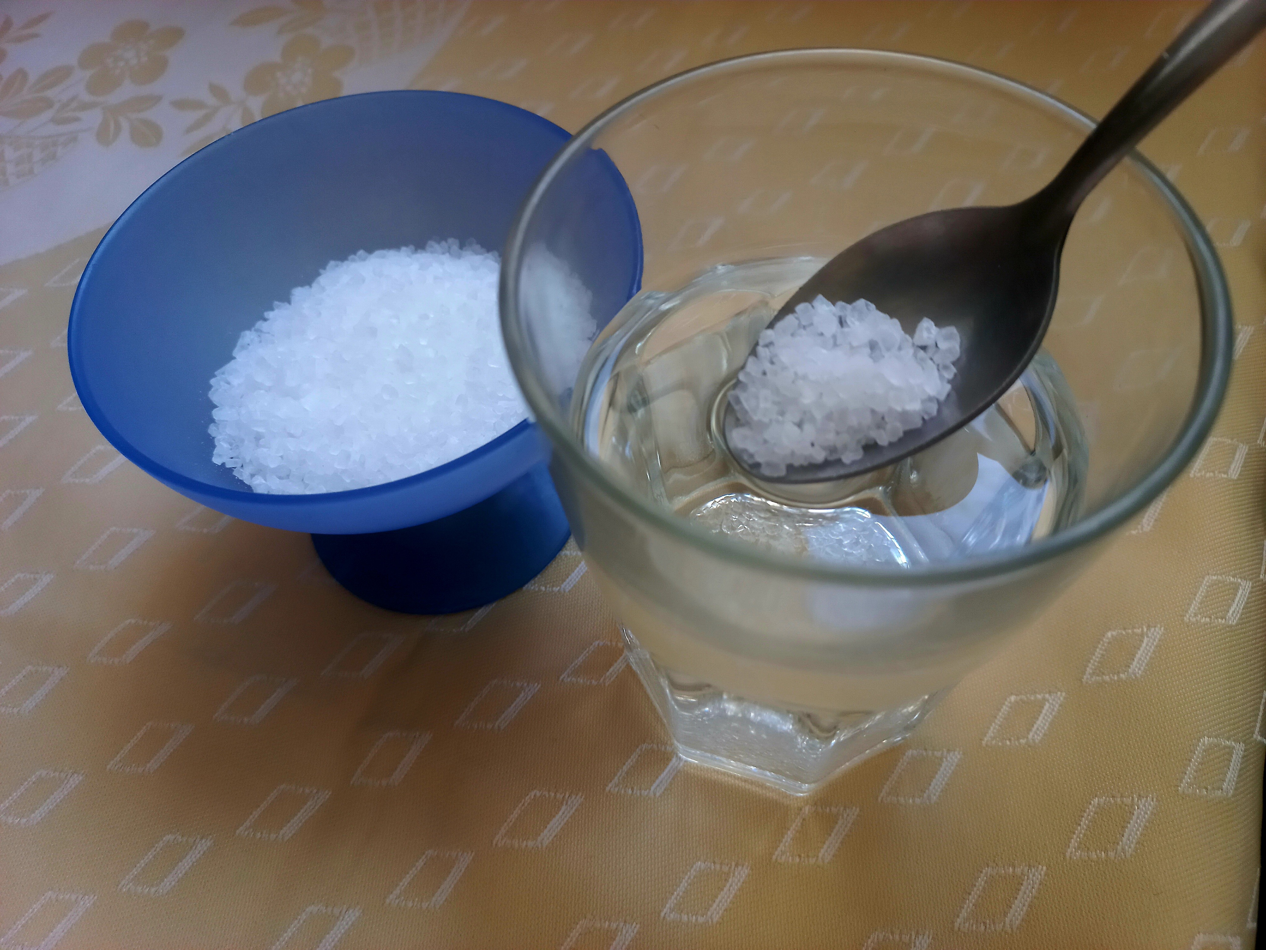 Agua Com Sal Faz Vomitar