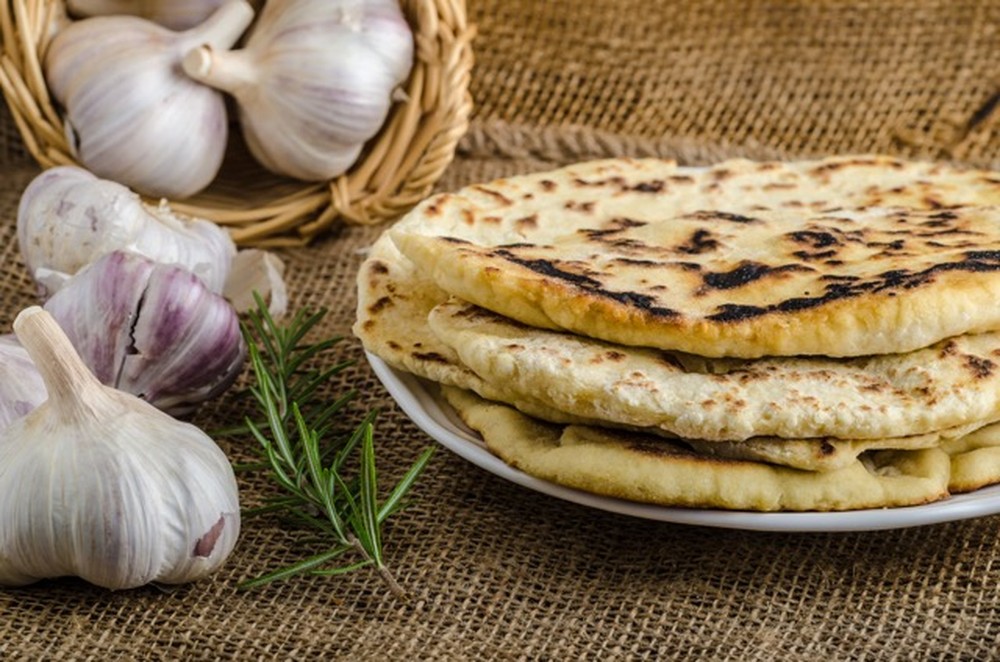 Pão caseiro fácil e sem sova da Laura Miranda