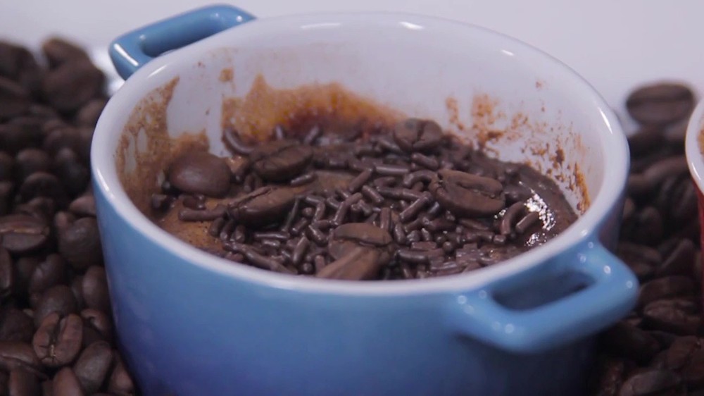 Brigadeirão de café no micro-ondas
