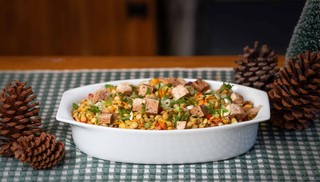 Salada de lentilha na travessa