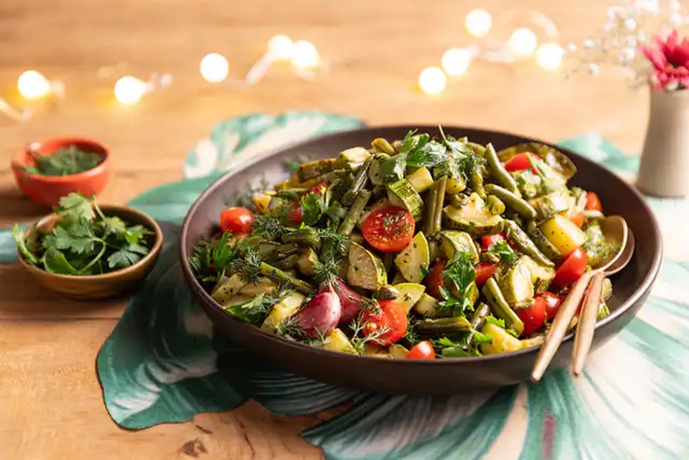 Salada de verdes assados com tomates