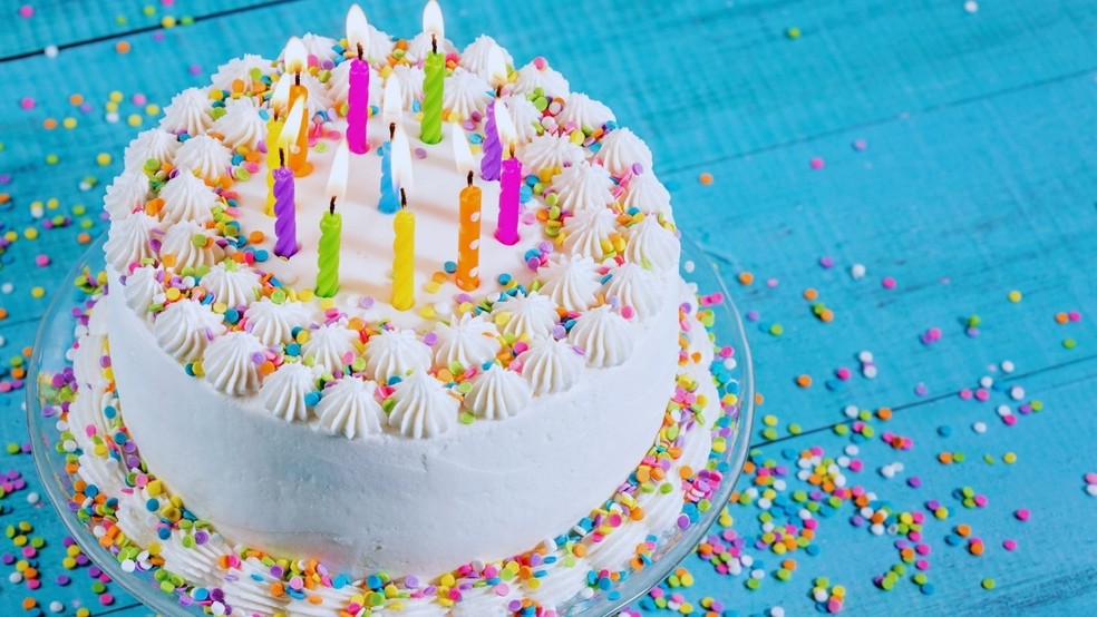 Bolo econômico de aniversário