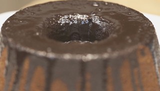 A Parte De Bolo Do Chocolate E Do Caramelo, Alimento Esboçado