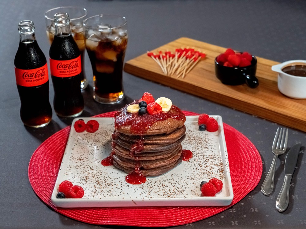 5 Receitas para celebrar o amor com um toque de cacau e Coca-Cola Sem Açúcar