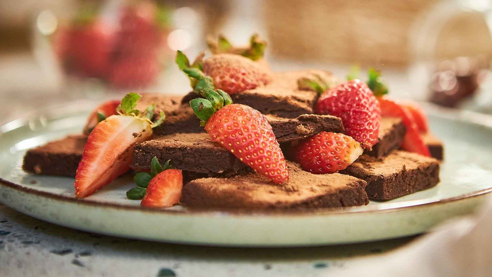 Brownie simples de cacau — Foto: Divulgação/Rodolfo Goud