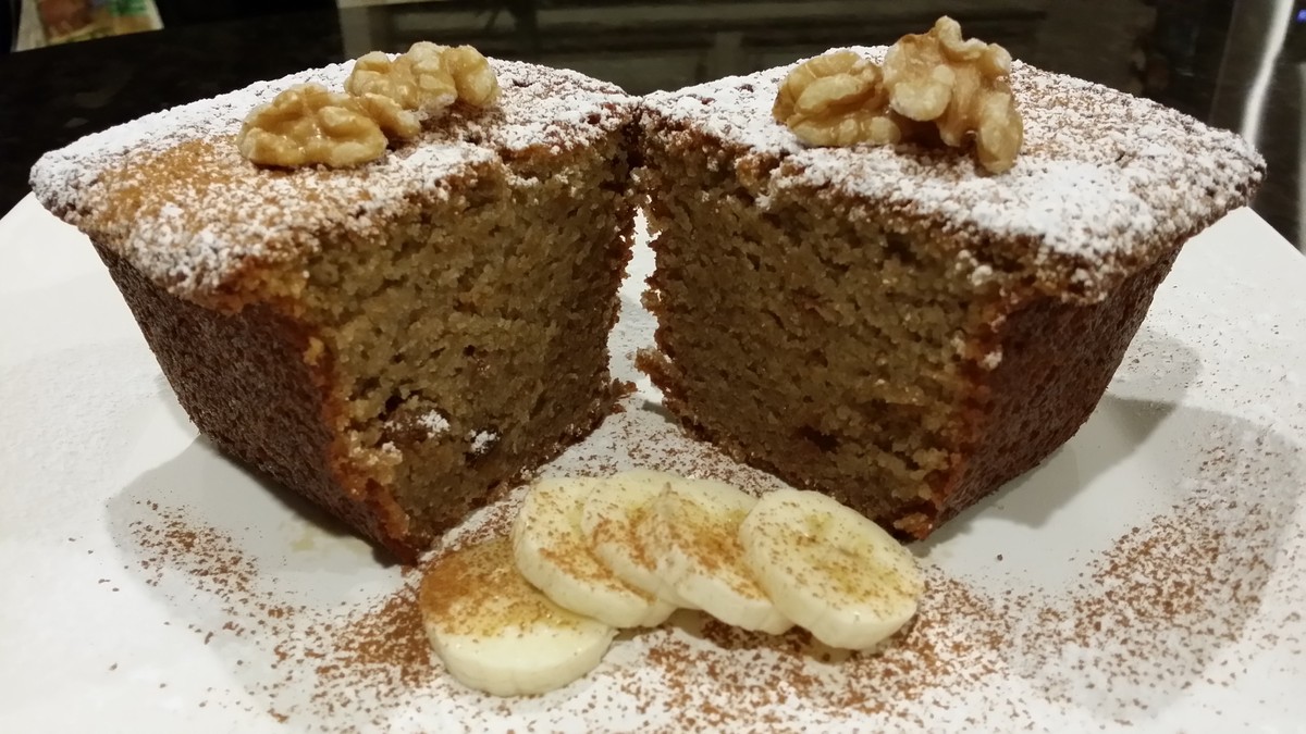 Bolo de Banana com Nozes | Bolos | Receitas