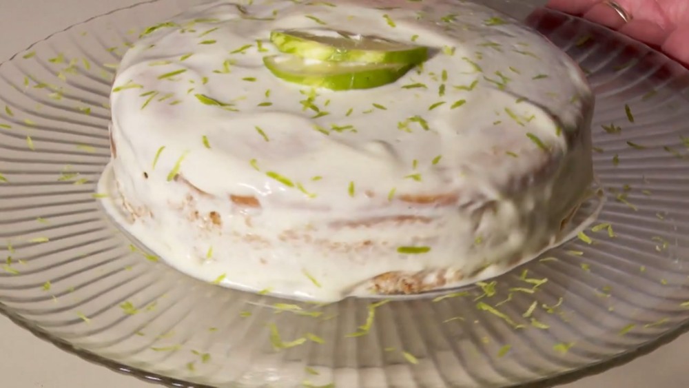 Bolo de limão-taiti