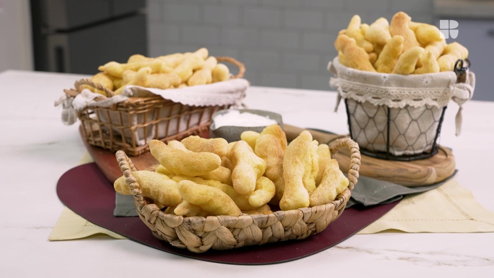 Biscoito de polvilho na air fryer: aprenda a preparar este salgadinho sem fritura — Foto: Receitas / Reprodução