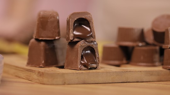 Bombom de chocolate com recheio cremoso