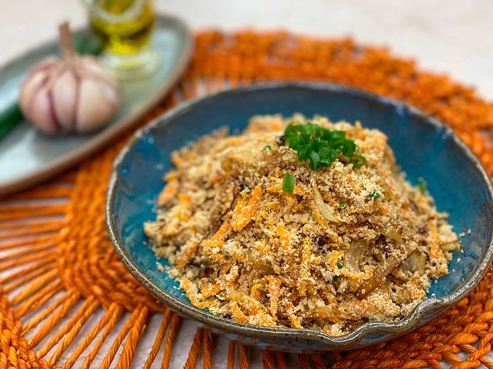Farofa de cebola e cenoura